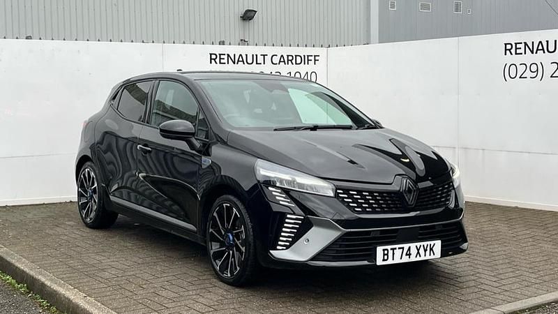 Used Renault Clio V Esprit Alpine 143 HP (105 kW) 2024 Black Hatchback