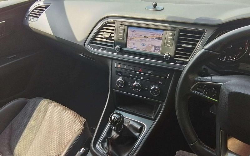 Used Seat Leon FR 150 HP (110 kW) 2014 Green Hatchback