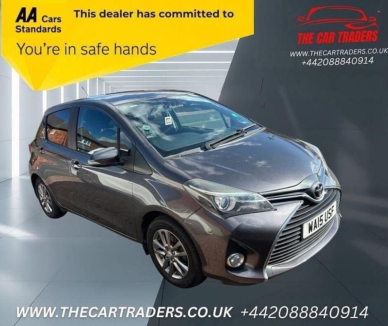 Grey Used 2015 Toyota Yaris Multidrive S Hatchback | £8,188 (Fair price) - Image 1/4