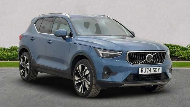 Used 2024 Volvo XC40 Ultra SUV | £31,099 (Fair price) - Image 1/4