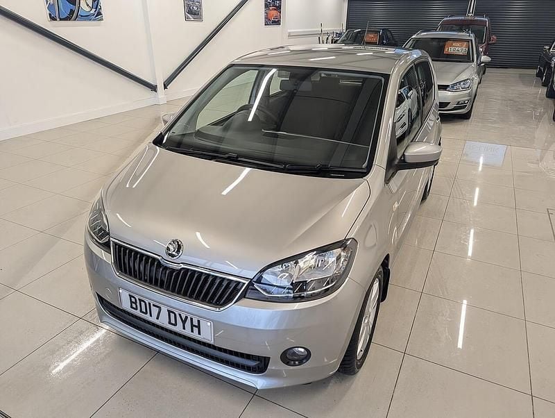 Used Skoda Citigo SE L 60 HP (44 kW) 2017 Silver Hatchback