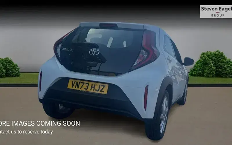 Used Toyota Aygo X PURE 72 HP (52 kW) 2025 SUV