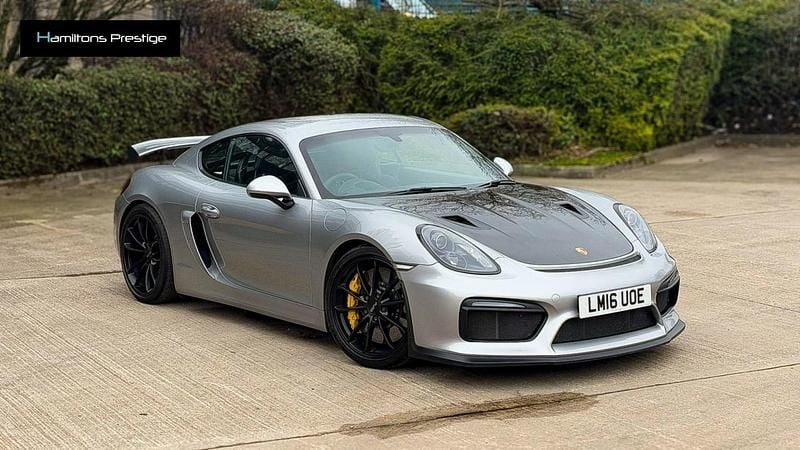 Used Porsche Cayman GT4 385 HP (283 kW) 2016 Silver Coupe