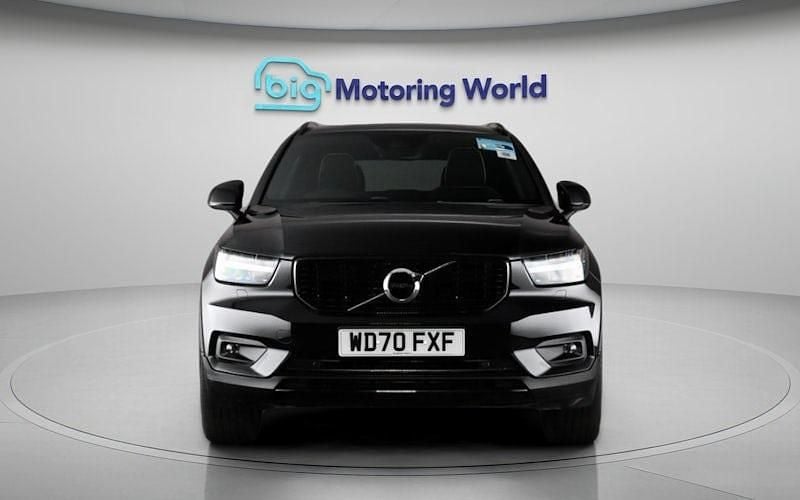 Used Volvo XC40 R-Design Pro 163 HP (119 kW) 2021 Black SUV