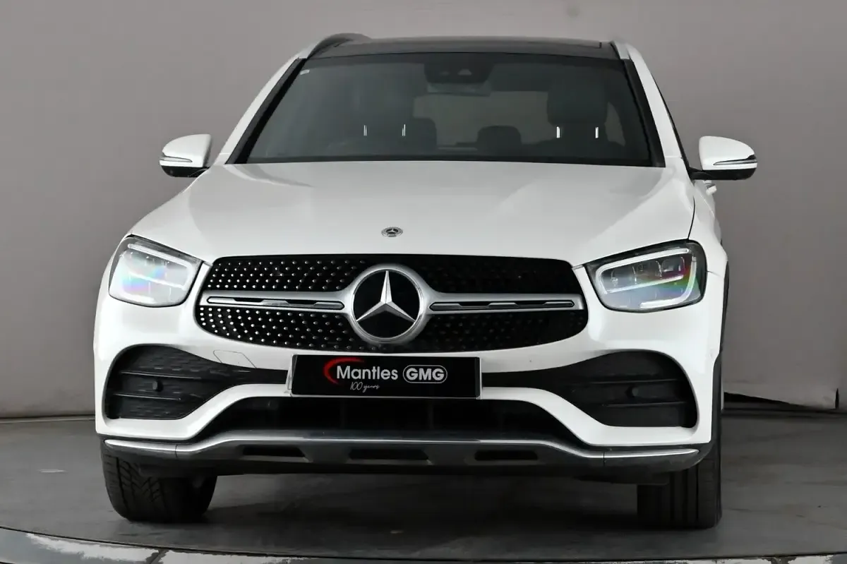 Used Mercedes GLC300 AMG Line Premium Plus 245 HP (180 kW) 2022 White SUV