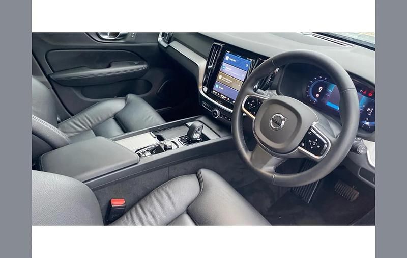 Used Volvo V60 Plus 194 HP (142 kW) 2025 Grey Estate