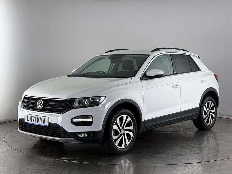 Used VW T-Roc Active 150 HP (110 kW) 2021 White SUV