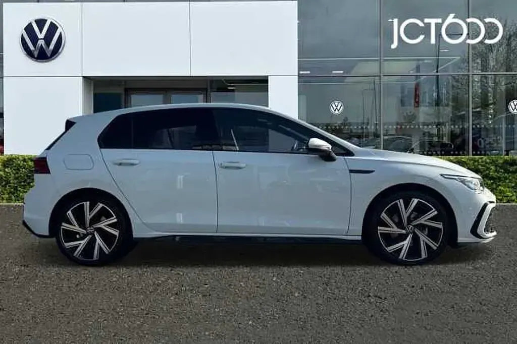 Used VW Golf VIII 150 HP (110 kW) 2023