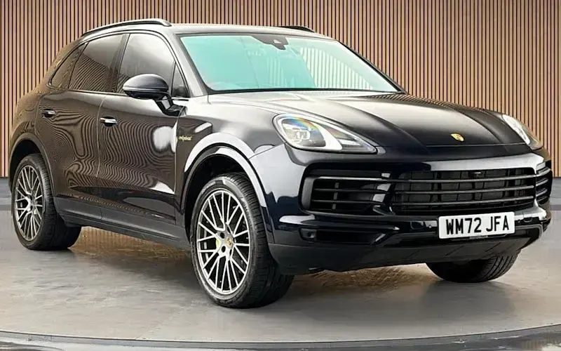 Used Porsche Cayenne Platinum Edition 462 HP (339 kW) 2022 SUV