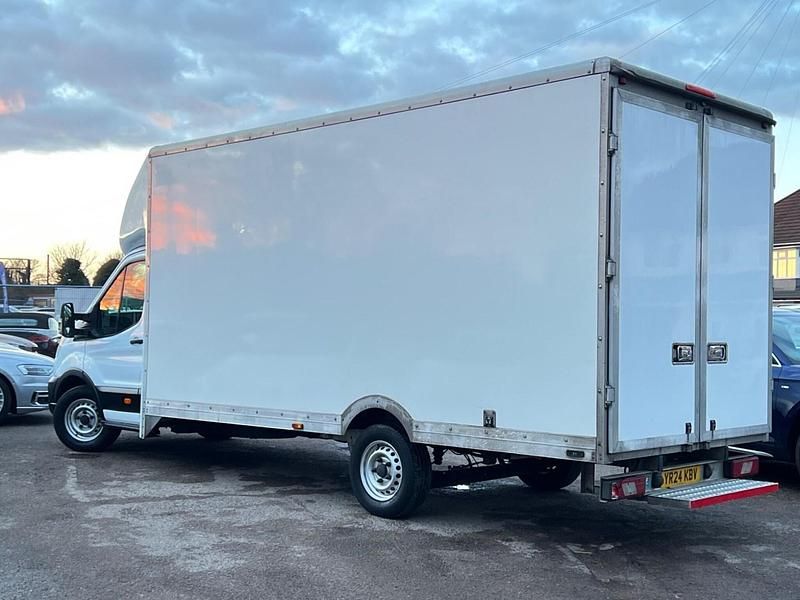 Begagnad Ford Transit 130 HK (95 kW) 2024 Vit Cab