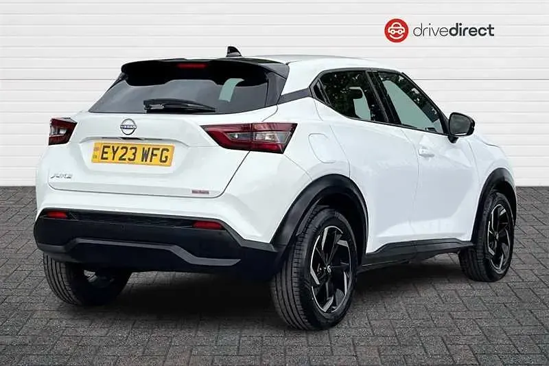 Used Nissan Juke N-Connecta 114 HP (83 kW) 2023 White SUV