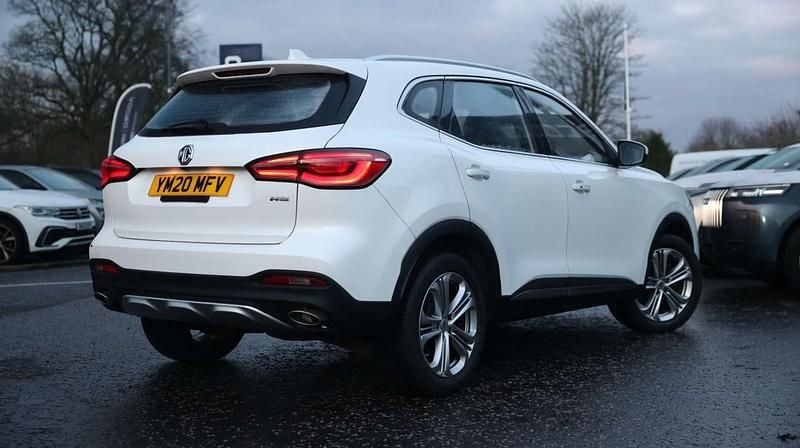 Used MG HS Exclusive 162 HP (119 kW) 2001 White SUV