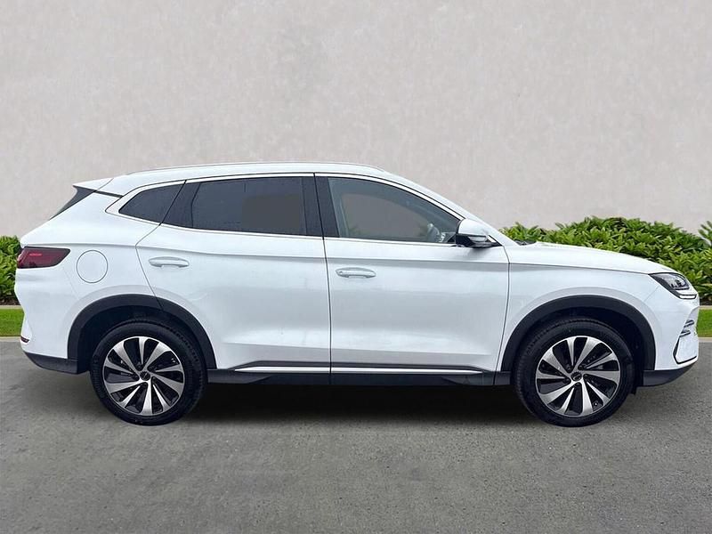 Used BYD Seal U Design 324 HP (238 kW) 2025 White SUV