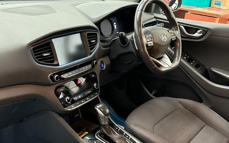 Used Hyundai Ioniq Premium 141 HP (103 kW) 2022 Hatchback