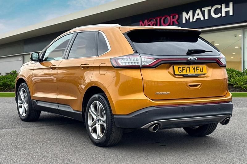 Used Ford Edge Titanium 210 HP (154 kW) 2017 Orange SUV