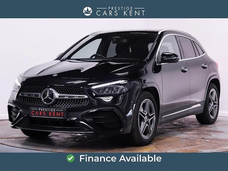 Used Mercedes GLA200 Executive 163 HP (119 kW) 2024 Black SUV