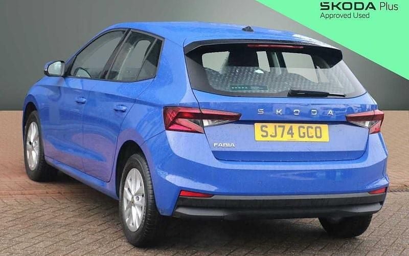 Used Skoda Fabia Comfort 80 HP (58 kW) 2024 Energy blue Hatchback