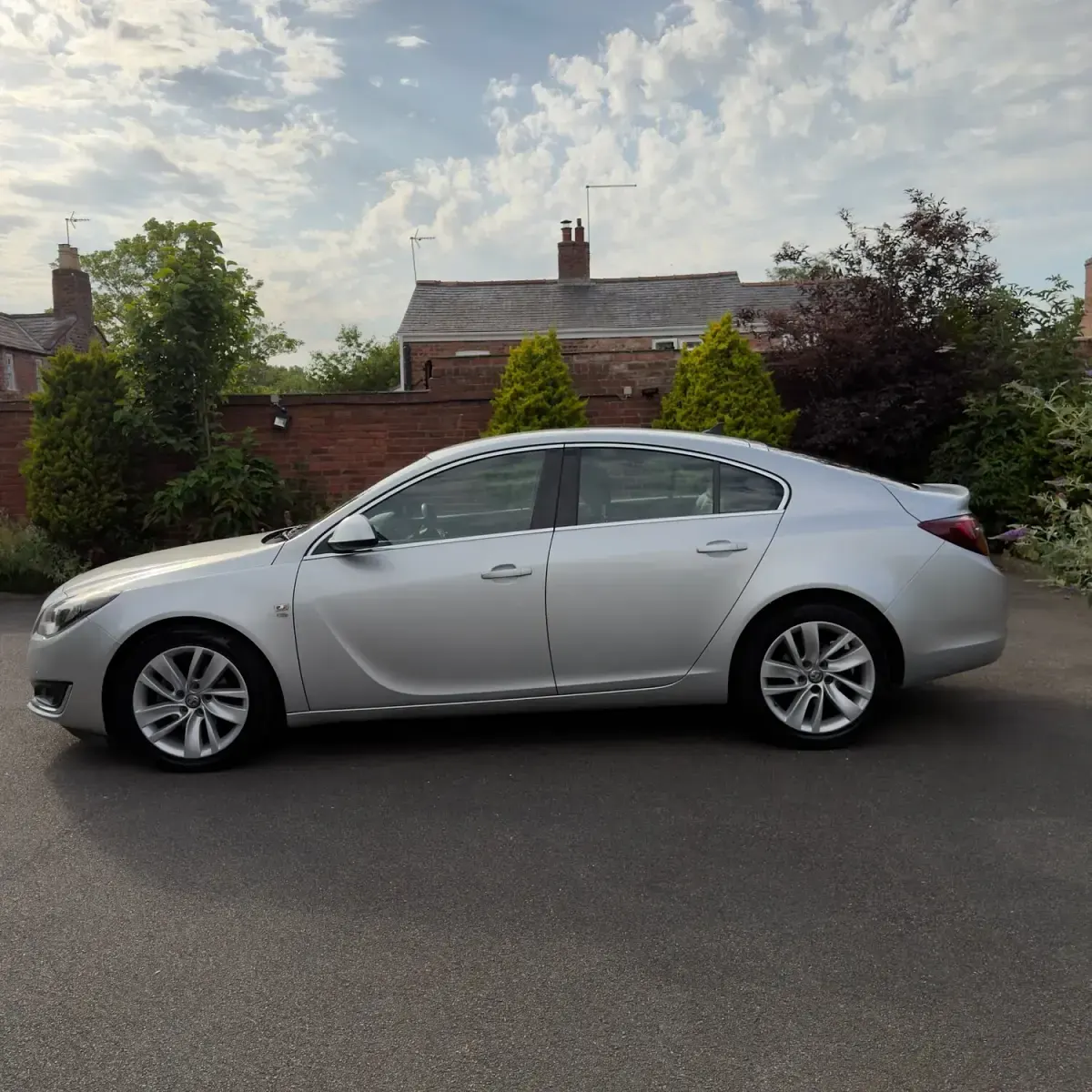 Used Vauxhall Insignia Elite 163 HP (119 kW) 2013 Silver Hatchback