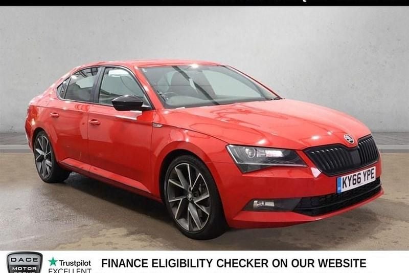 Used Skoda Superb SportLine 280 HP (205 kW) 2016 Red Hatchback