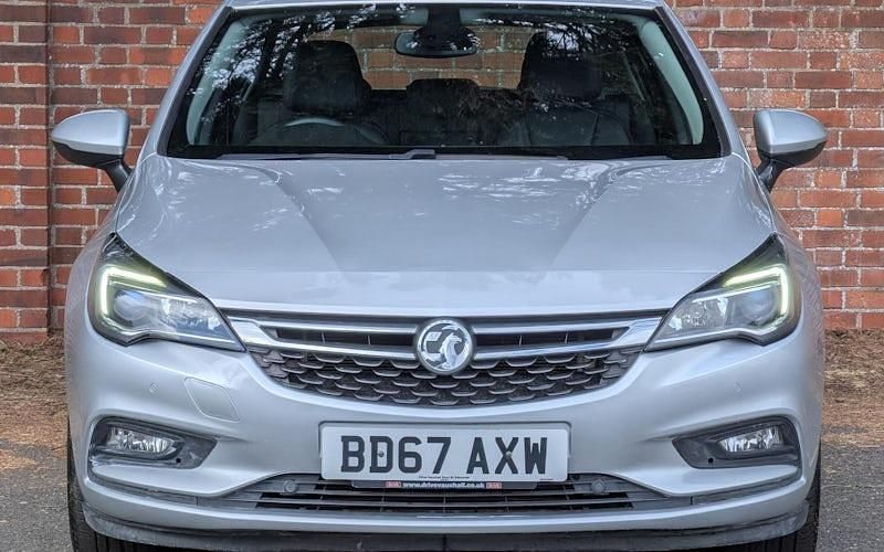 Used Vauxhall Astra Elite 150 HP (110 kW) 2017 Hatchback
