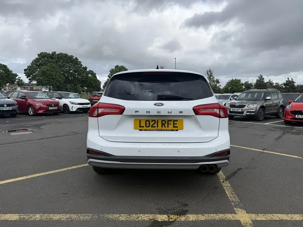 Used Ford Focus Active 120 HP (88 kW) 2021 White Estate