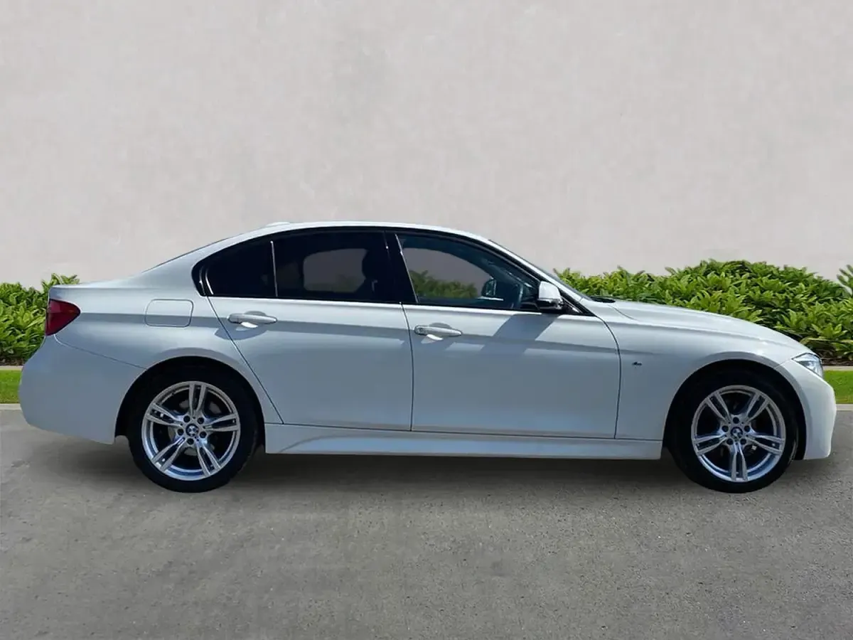 Used BMW 320 M Sport 190 HP (139 kW) 2018 White Sedan
