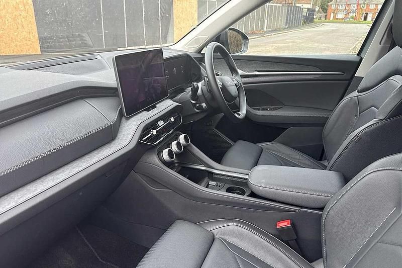 Used Skoda Kodiaq SE L 150 HP (110 kW) 2025 Grey SUV