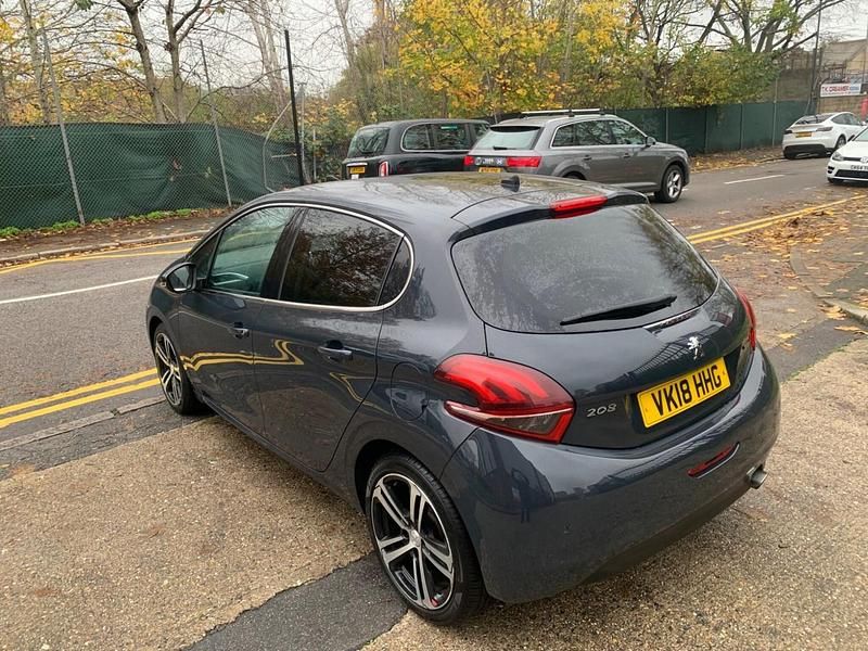 Used Peugeot 208 GT-line 2018 Grey Hatchback