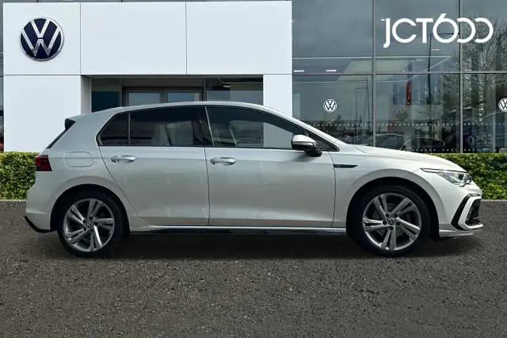 Used VW Golf VIII 150 HP (110 kW) 2023