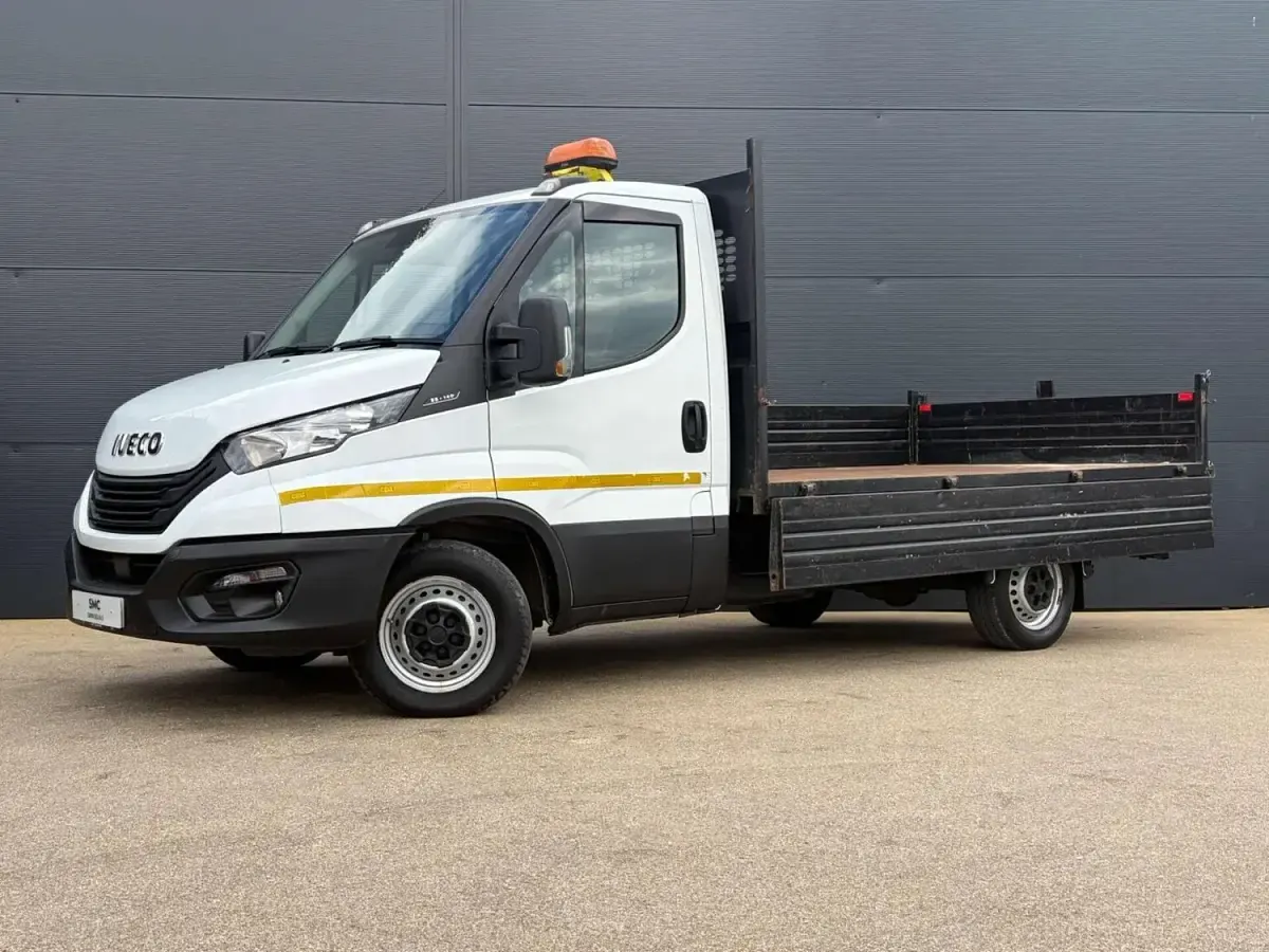 Begagnad Iveco Daily 2023 Vit Cab