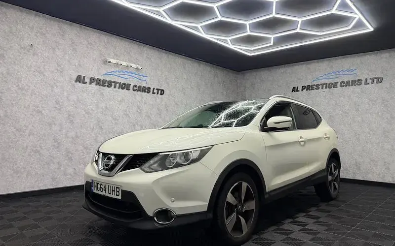 Used Nissan Qashqai N-TEC 110 HP (80 kW) 2015 SUV
