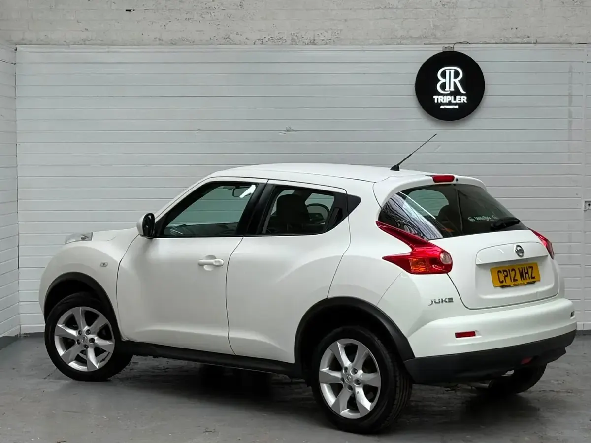 Used Nissan Juke Acenta 190 HP (139 kW) 2012 White SUV