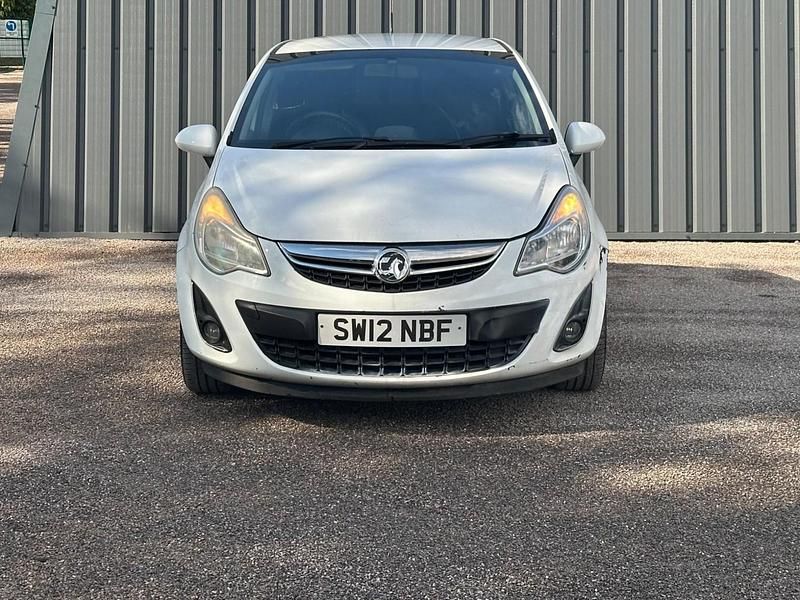 Red Used 2014 Vauxhall Corsa Excite Hatchback | £3,917 (Fair price) - Image 1/4