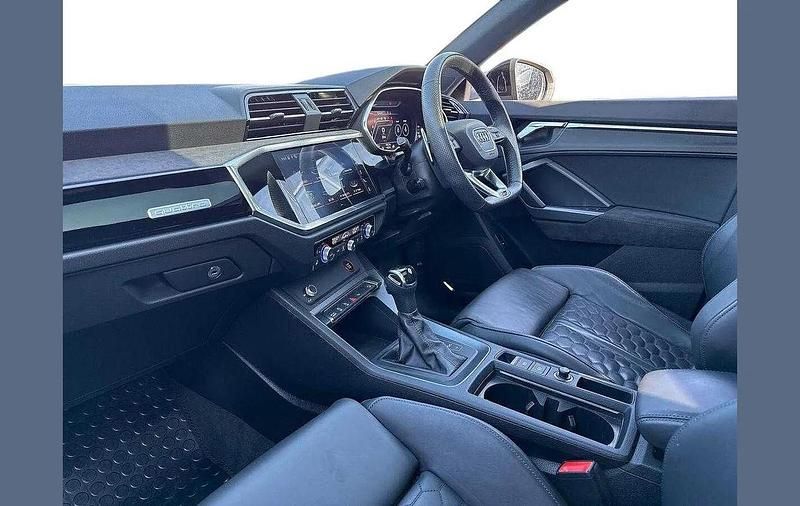 Usado Audi RS Q3 Sport 400 HP (294 kW) 2021 Cinzento SUV