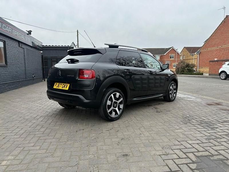 Used Citroën C4 Cactus Flair 82 HP (60 kW) 2017 Black Hatchback