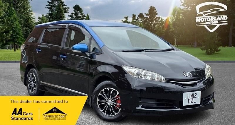 Used Toyota Verso 2012 Black MPV