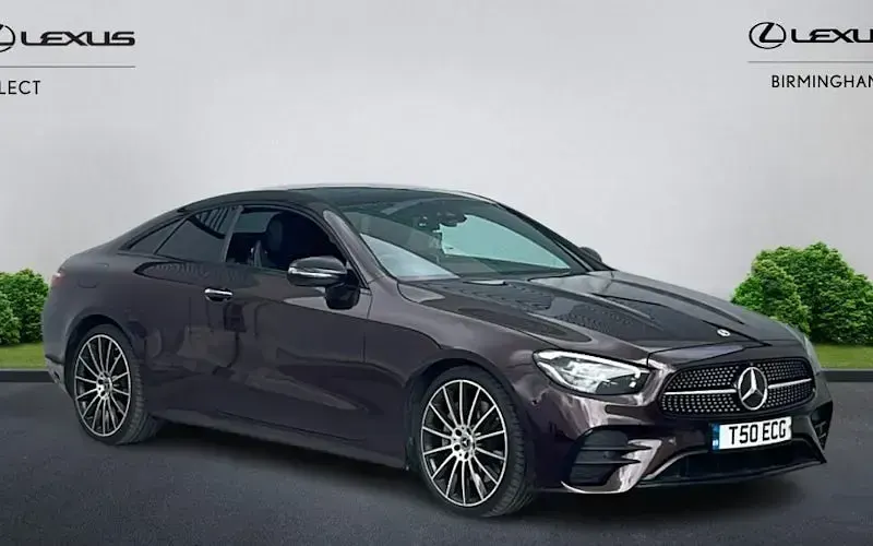 Usado Mercedes E300 AMG line 258 HP (189 kW) 2023 Coupé