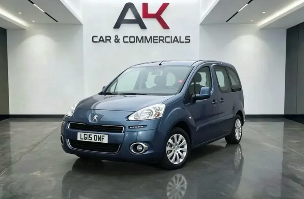 Used Peugeot Partner Tepee S 2015 Blue MPV