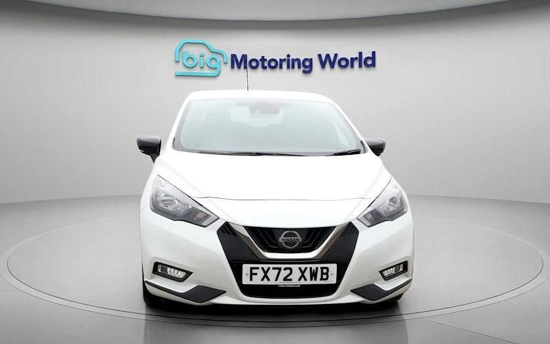 Używany Nissan Micra S 92 KM (67 kW) 2022 Biały Hatchback