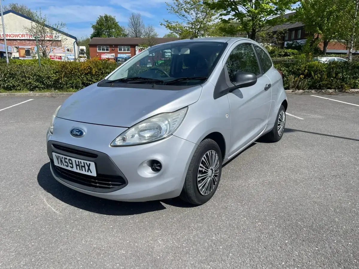 Używany Ford Ka Studio 69 KM (50 kW) 2009 Srebrny Hatchback