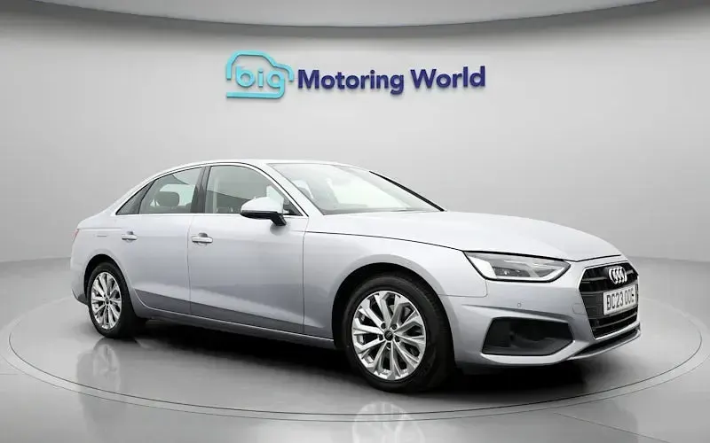 Used Audi A4 150 HP (110 kW) 2023 Silver Sedan