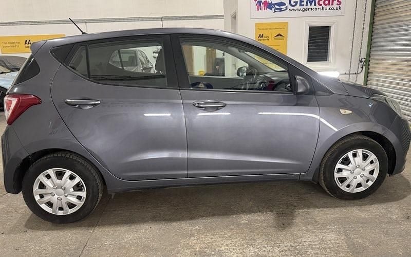 Usado Hyundai i10 SE 66 HP (48 kW) 2016 Citadino
