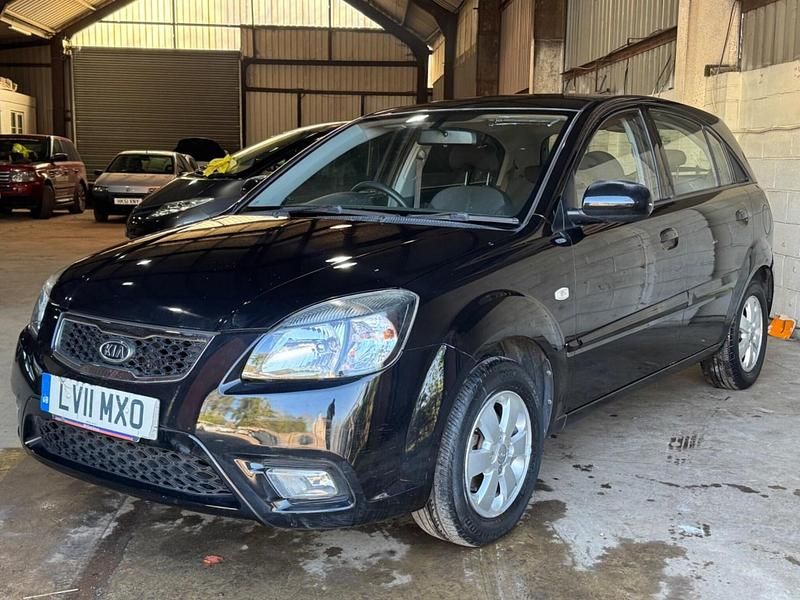 Used Kia Rio 2011 Black Hatchback