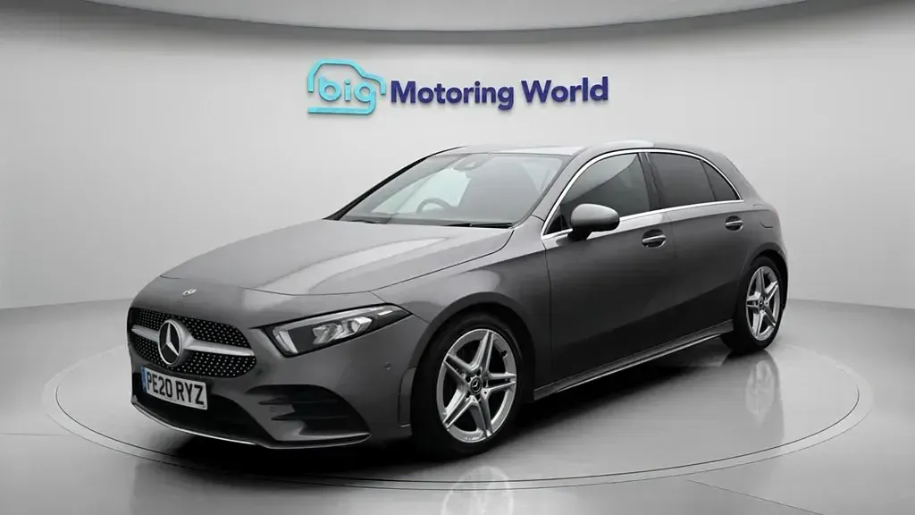 Używany Mercedes A200 Executive 163 KM (119 kW) 2020 Szary Hatchback