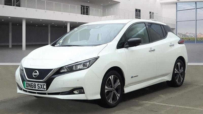 Usado Nissan Leaf Tekna 110 kW (150 HP) 2018 Branco Citadino