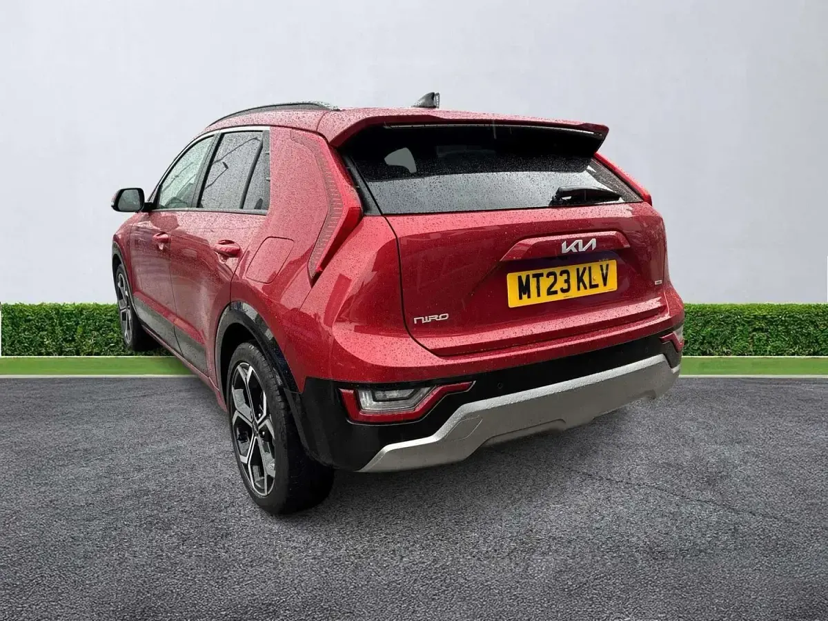 Used Kia Niro 2023 Red SUV