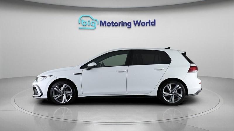 Used VW Golf VIII R-line 150 HP (110 kW) 2023 White Hatchback
