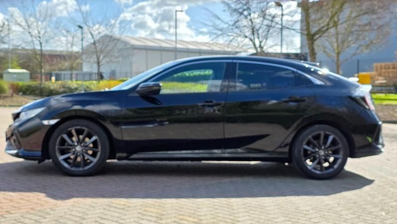 Begagnad Honda Civic SR 126 HK (92 kW) 2020 Svart Halvkombi