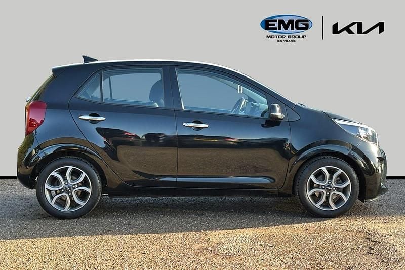 Used Kia Picanto 66 HP (48 kW) 2022 Midnight black Hatchback