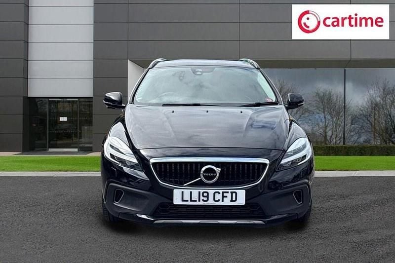 Used Volvo V40 Pro 2019 Black Hatchback